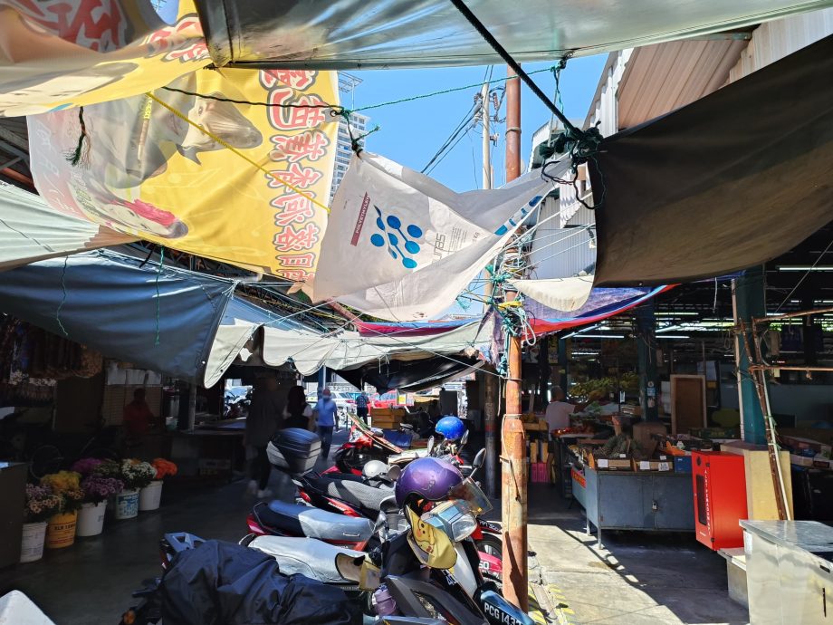 （大北马）七条路巴刹晋身美食旅游热点　王宇航市政厅把脉改善巴刹方案