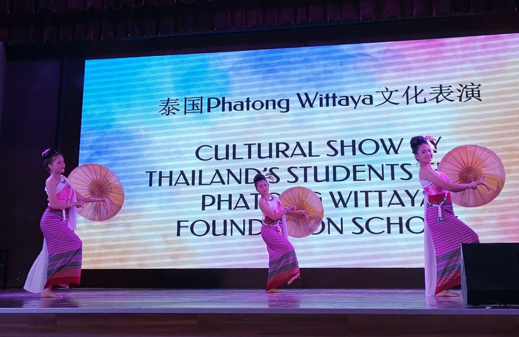 （大北马）泰国学生莅临日新中学交流