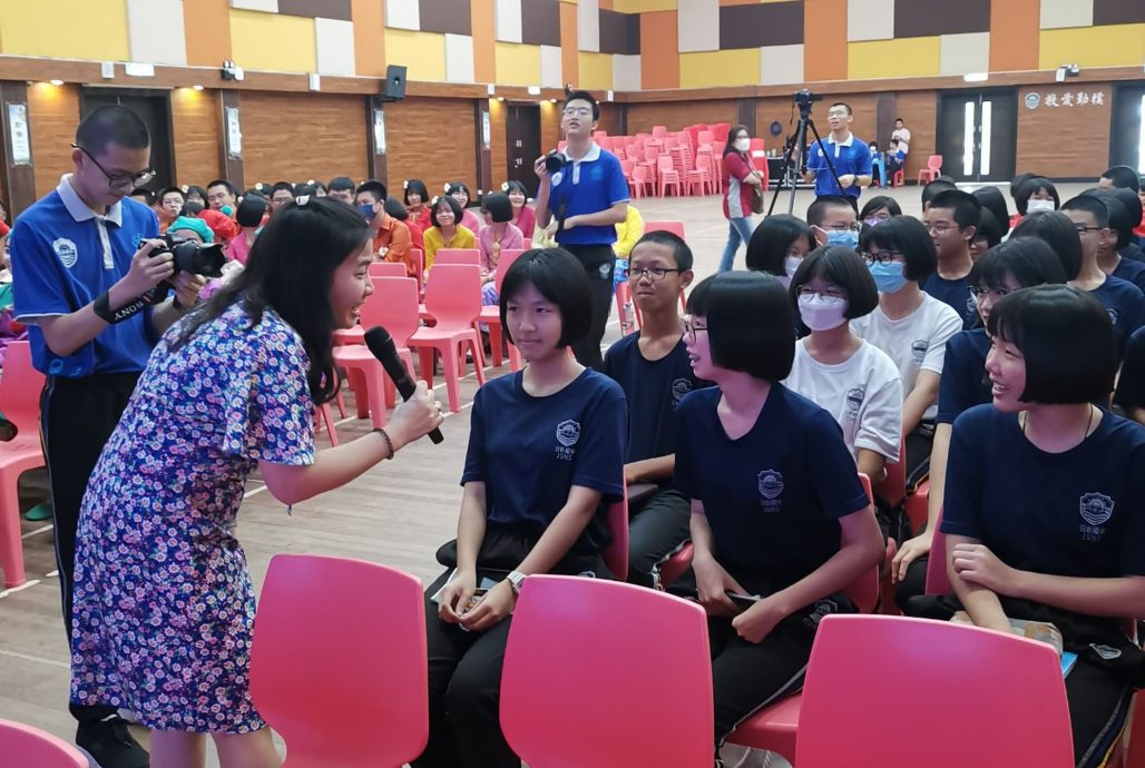 （大北马）泰国学生莅临日新中学交流