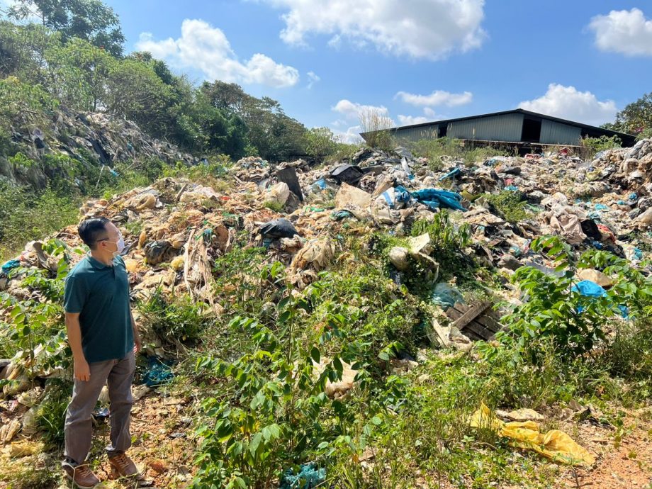 （已签发）柔：租地给回收厂却欠租金及留下垃圾山 女地主不知如何处理