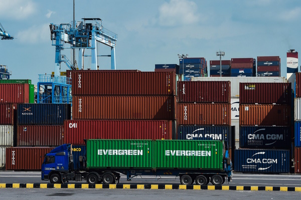 大马3月贸易表现胜预测 出口微跌0.8％ 进口高涨12.5%