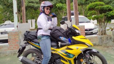 骑摩托车到泰国独行   “美景让我忘掉患癌”