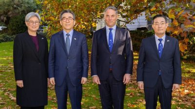 澳韩2+2会谈 韩国有兴趣加入AUKUS第二支柱