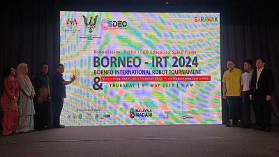 各国及地区代表斗科技．婆机器人国际赛 掀幔