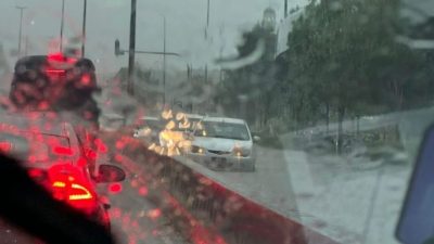 视频|下午大雨又酿祸　加影市中心多处闪电水灾