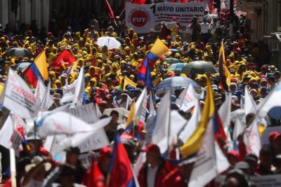 世界各国劳动节和平示威  抗议涨价要求加薪挺巴人