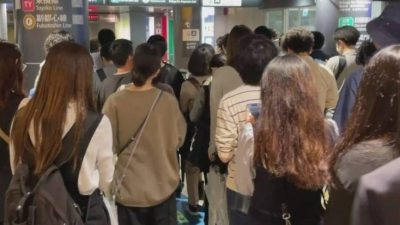 東京澀谷站電車地板冒煙一度全線停運　乘客聲稱聽到巨響