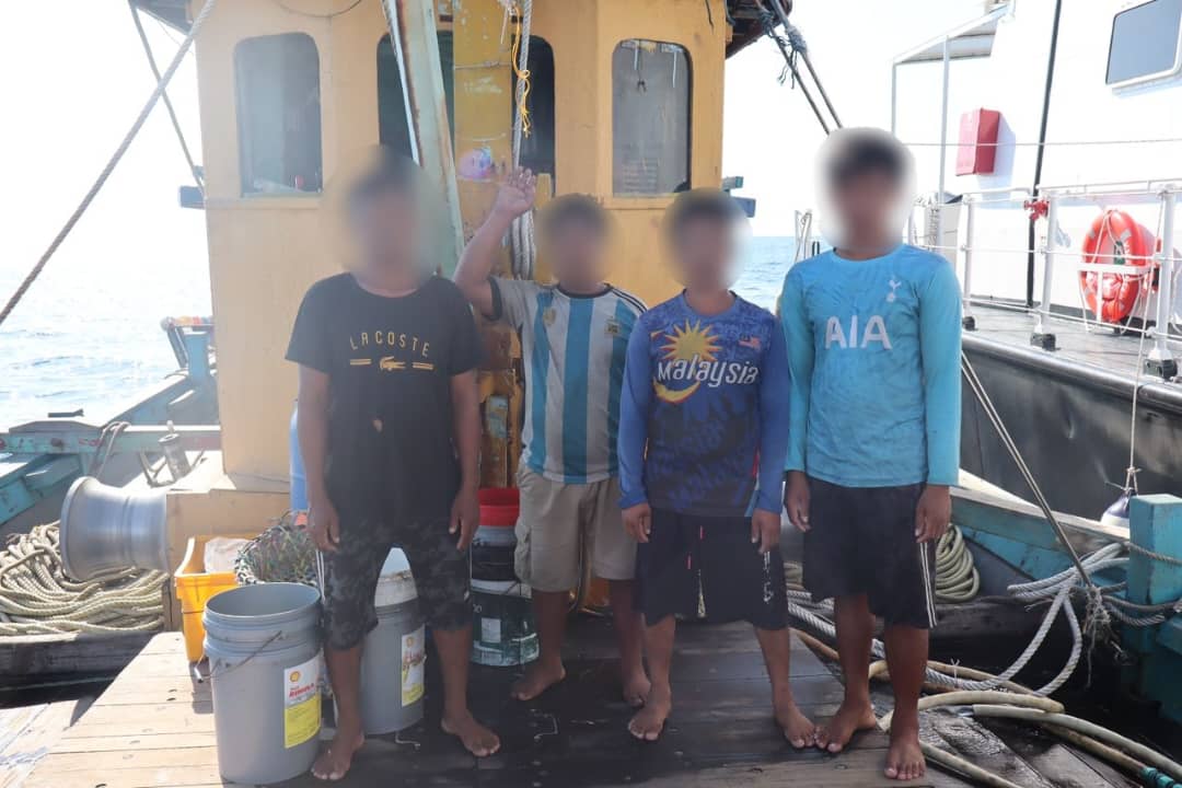 东：彭亨海事执法机构扣查本地渔船及4缅甸船员