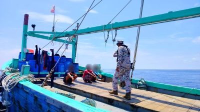 彭海事执法机构扣本地C级拖网渔船 涉聘请非法外籍员工