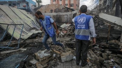 以色列轰炸难民营至少40死 坚称：被哈马斯当作战室