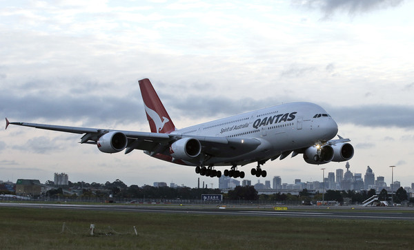 停飞仍卖数千张机票　澳航遭重罚3.1亿