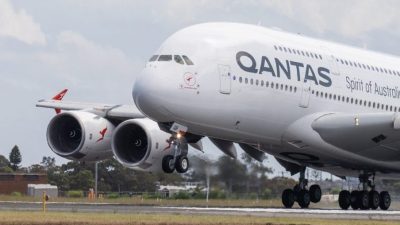 航班取消还卖票   澳航同意付3.13亿罚款
