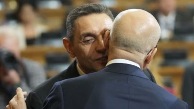 塞尔维亚国会批准新政府阵容 前情报局长受委副总理