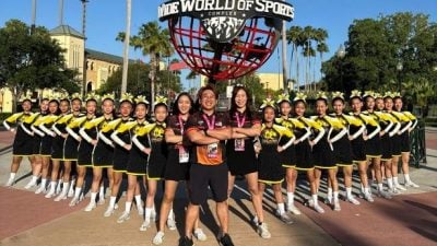 大马啦啦队美国参赛 勇夺国际啦啦队杯 女子青年组冠军