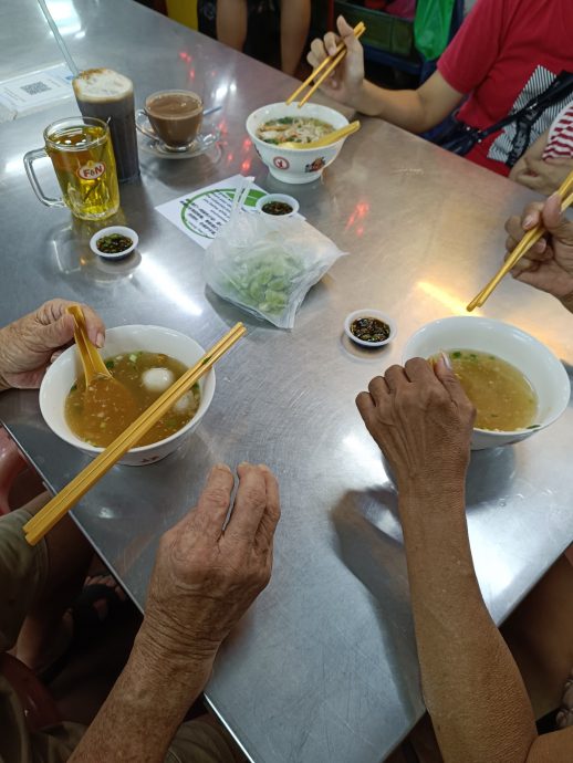 峇都兰樟小贩中心 15日起告别一次性餐具