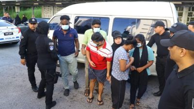 卖淫集团首脑与4名外籍嫌犯被控