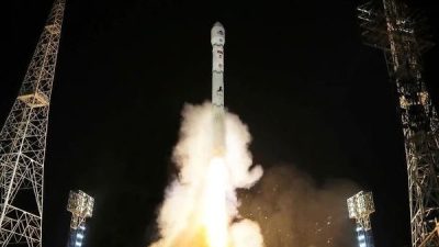 朝鮮通報最快27日發射軍事衛星  美日韓緊急通話勸朝放棄