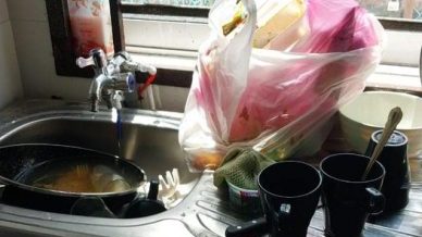 民宿业者揭租客恶心行为 “卫生巾尿布丢水槽！”