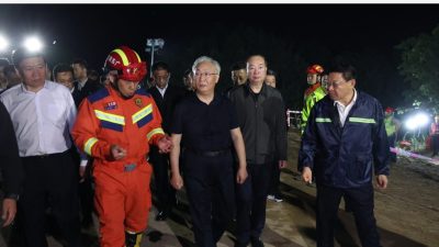 广东梅大高速塌陷  中国副总理亲巡要求彻查