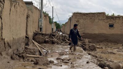阿富汗北部水灾逾200死