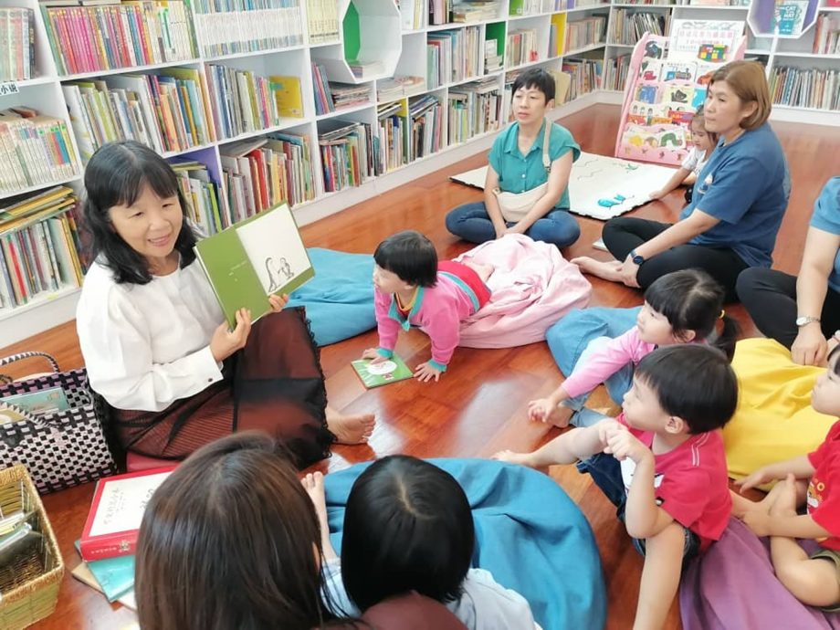 黄碧云:享受阅读乐趣 亲子共读并非教孩子念书 