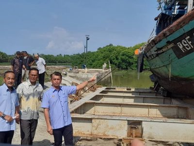 造福槟吉玻三州拖网渔船   全国第6座滑道修船厂启用