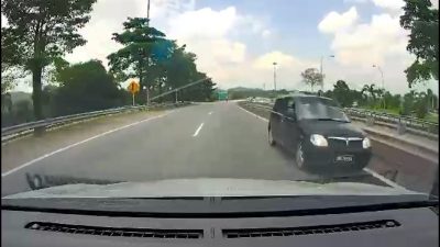 视频 | 在马新第二通道逆向行驶 警方捕84岁男司机