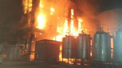 巴西古当工厂起火 幸未酿伤亡