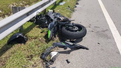 新加坡籍摩托车骑士 大道撞车尾重伤入院