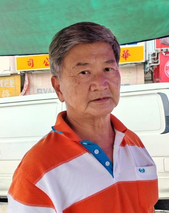 东:周日早市集充满新年气氛